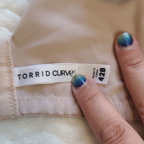 Torrid Pale Pink (Blush Nude) T-shirt, Back Smoothing Bra Size 42C - Picture 5 of 8